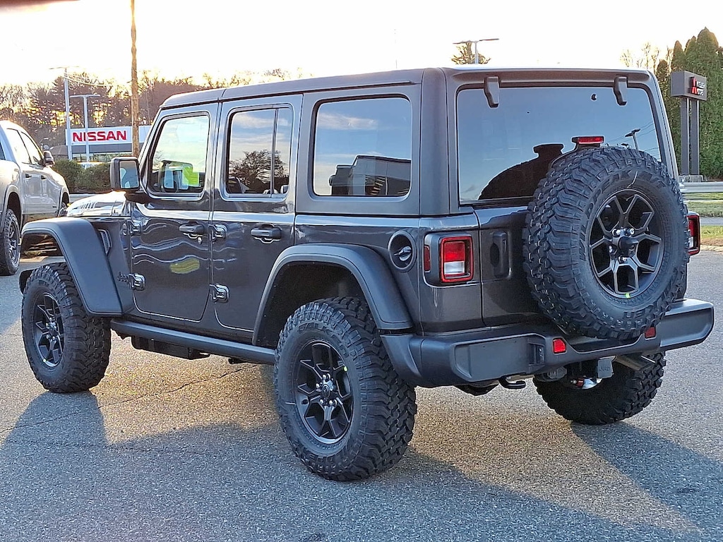 New 2026 Jeep Wrangler 4-DOOR WILLYS Sport Utility