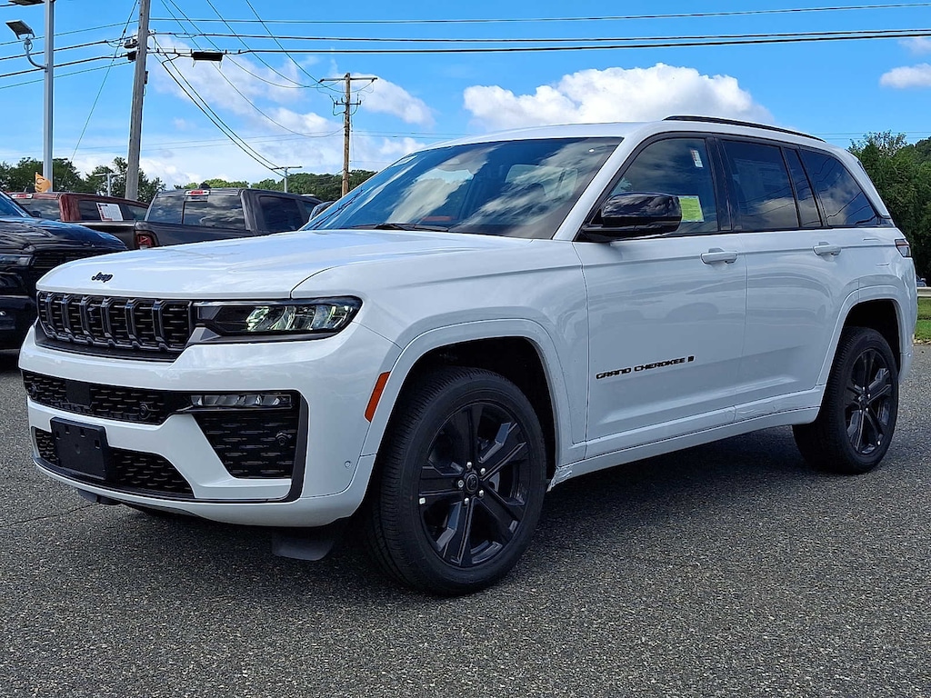 New 2027 Jeep Grand Cherokee 2 Row LIMITED 4X4 Sport Utility