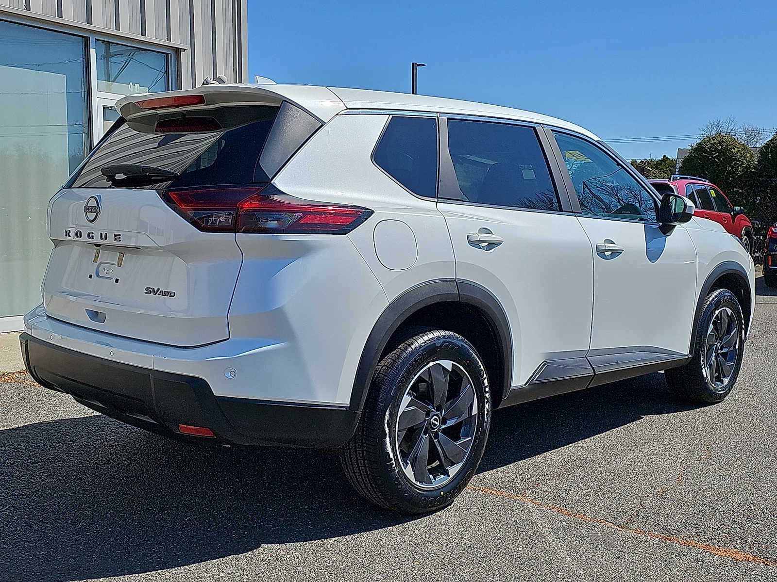 2024 Nissan Rogue SV - Photo 6