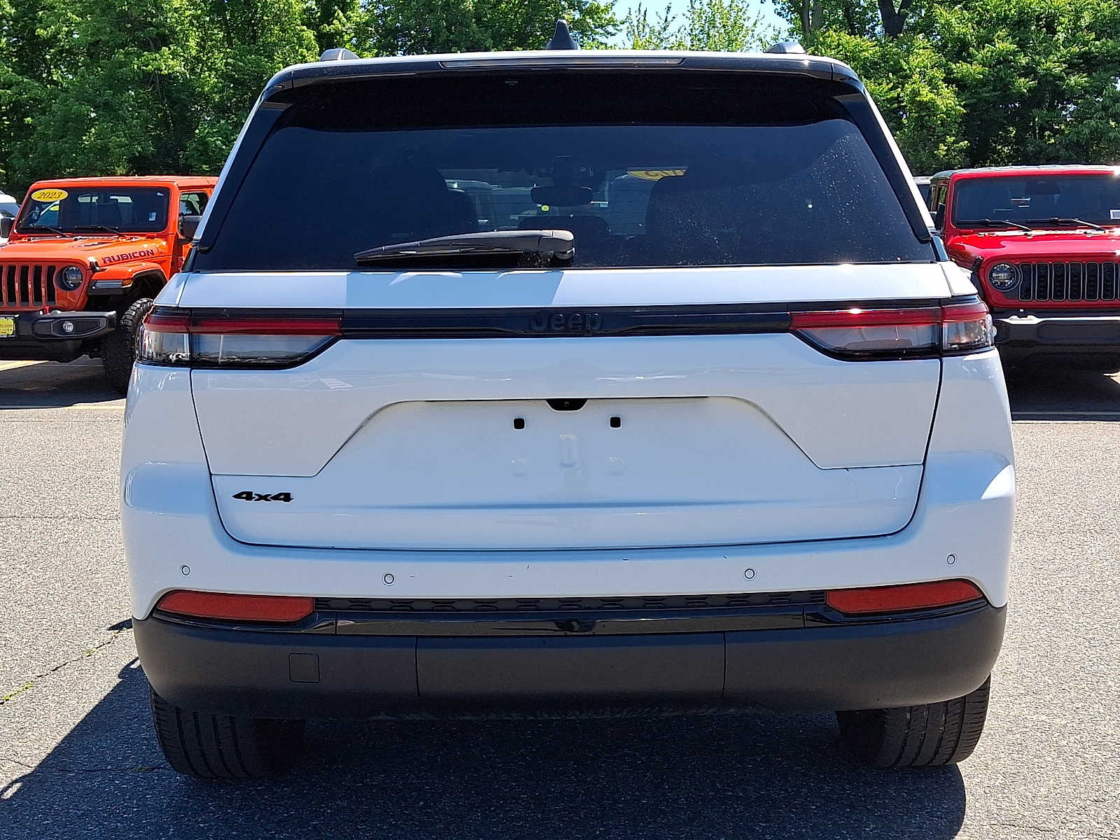 2023 Jeep Grand Cherokee Altitude - Photo 5