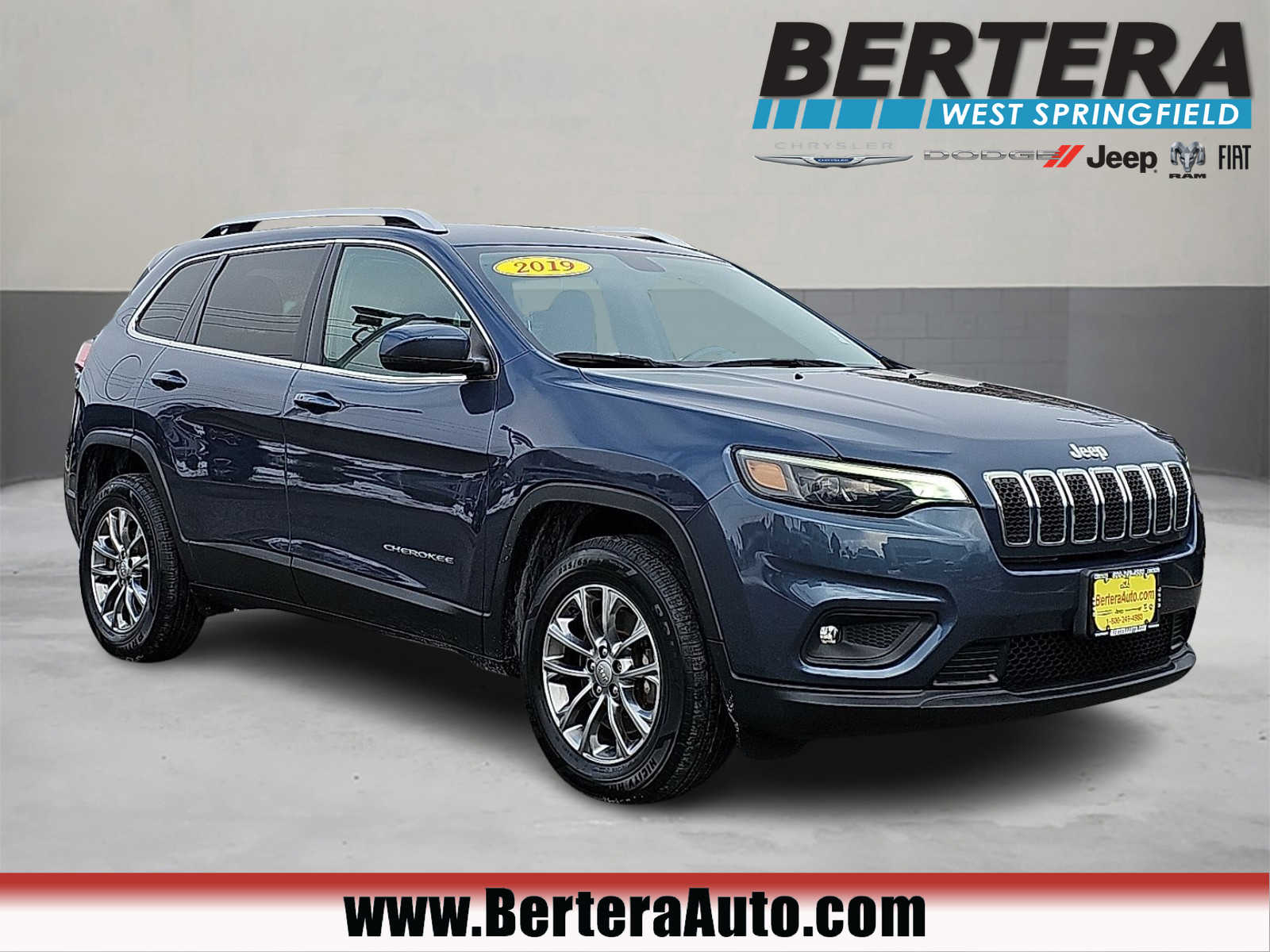 2019 Jeep Cherokee Latitude Plus's photo