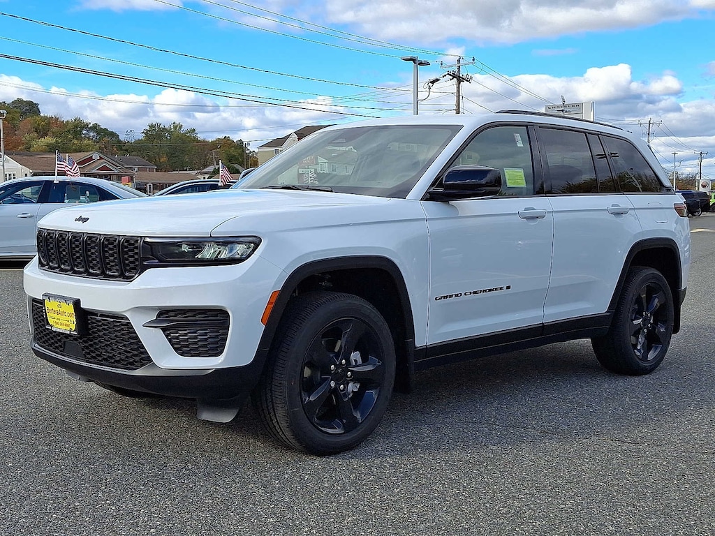 New 2025 Jeep Grand Cherokee ALTITUDE X 4X4 Sport Utility