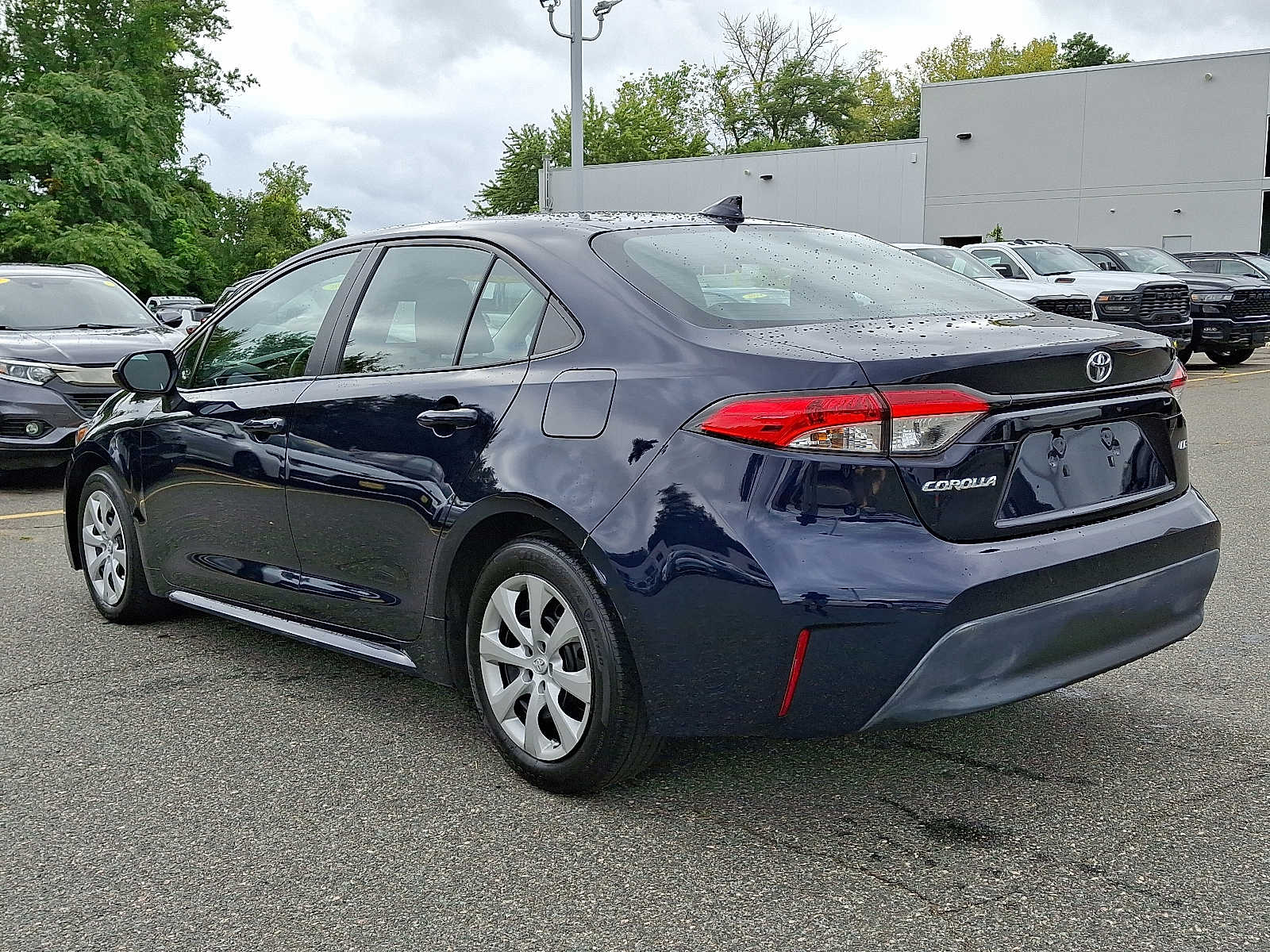 2024 Toyota Corolla LE photo 3