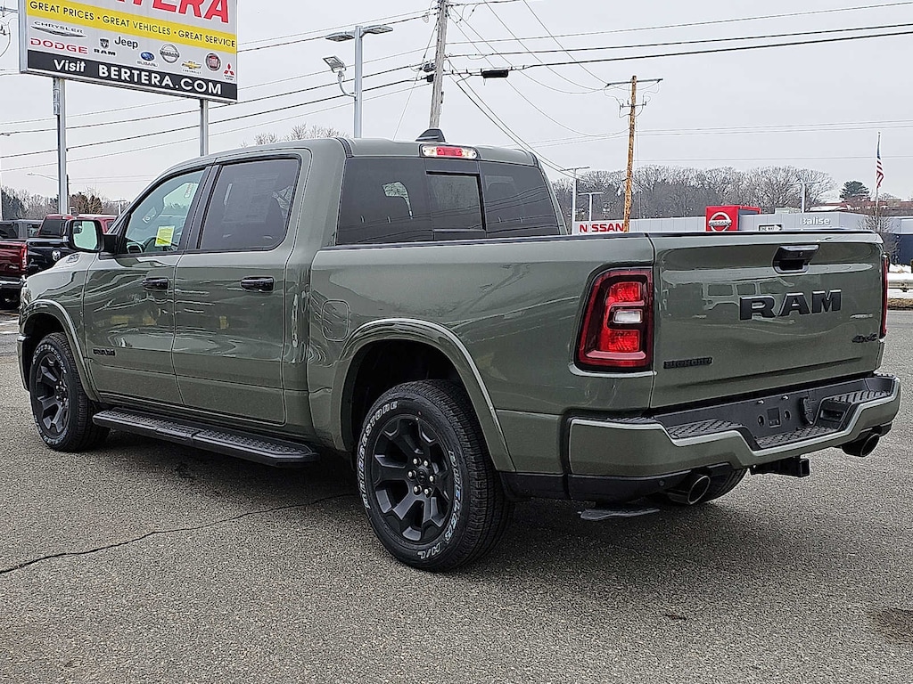 New 2026 Ram 1500 BIG HORN CREW CAB 4X4 5'7 BOX Pickup