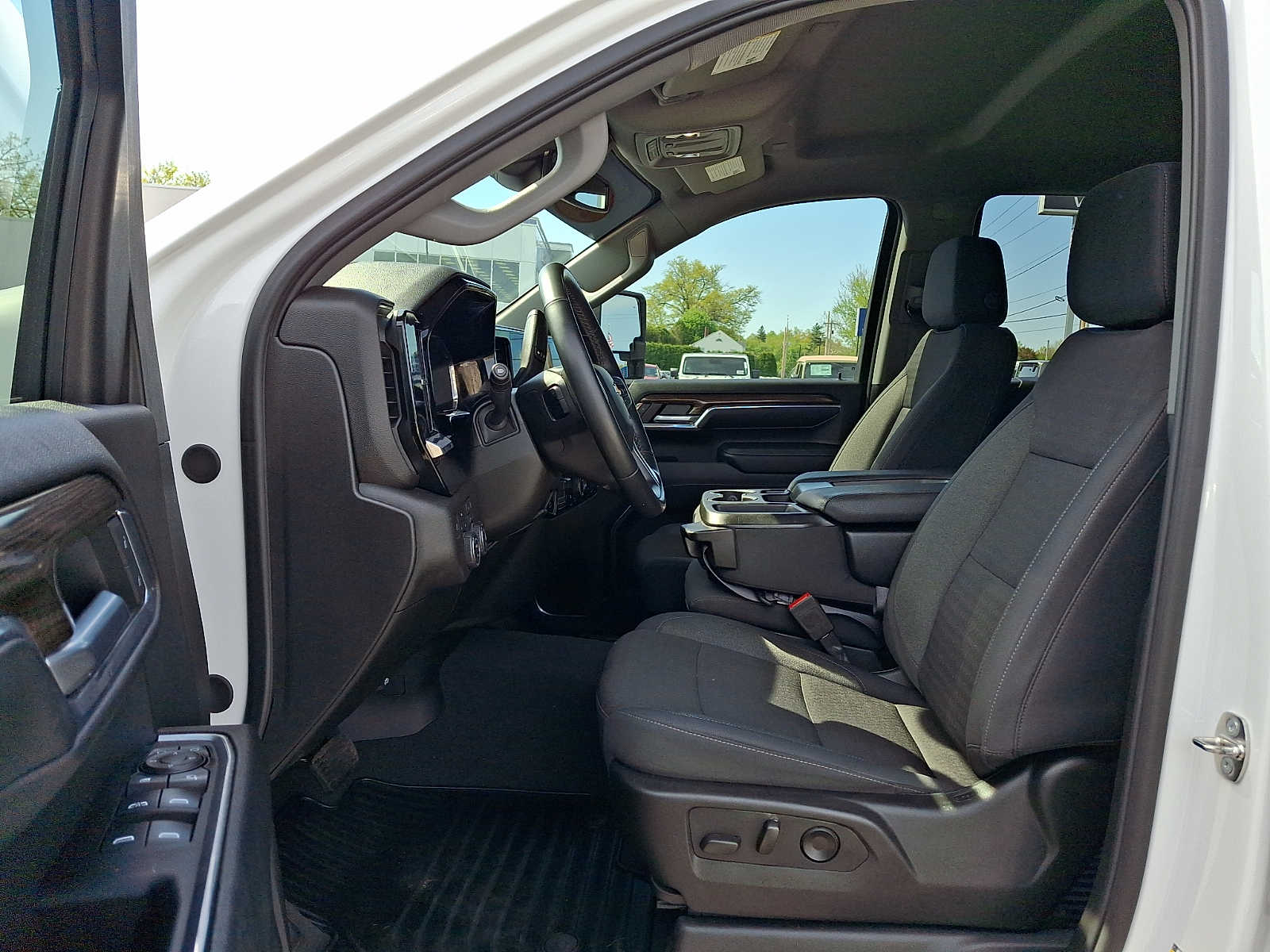 2024 Chevrolet Silverado 2500HD LT - Photo 14