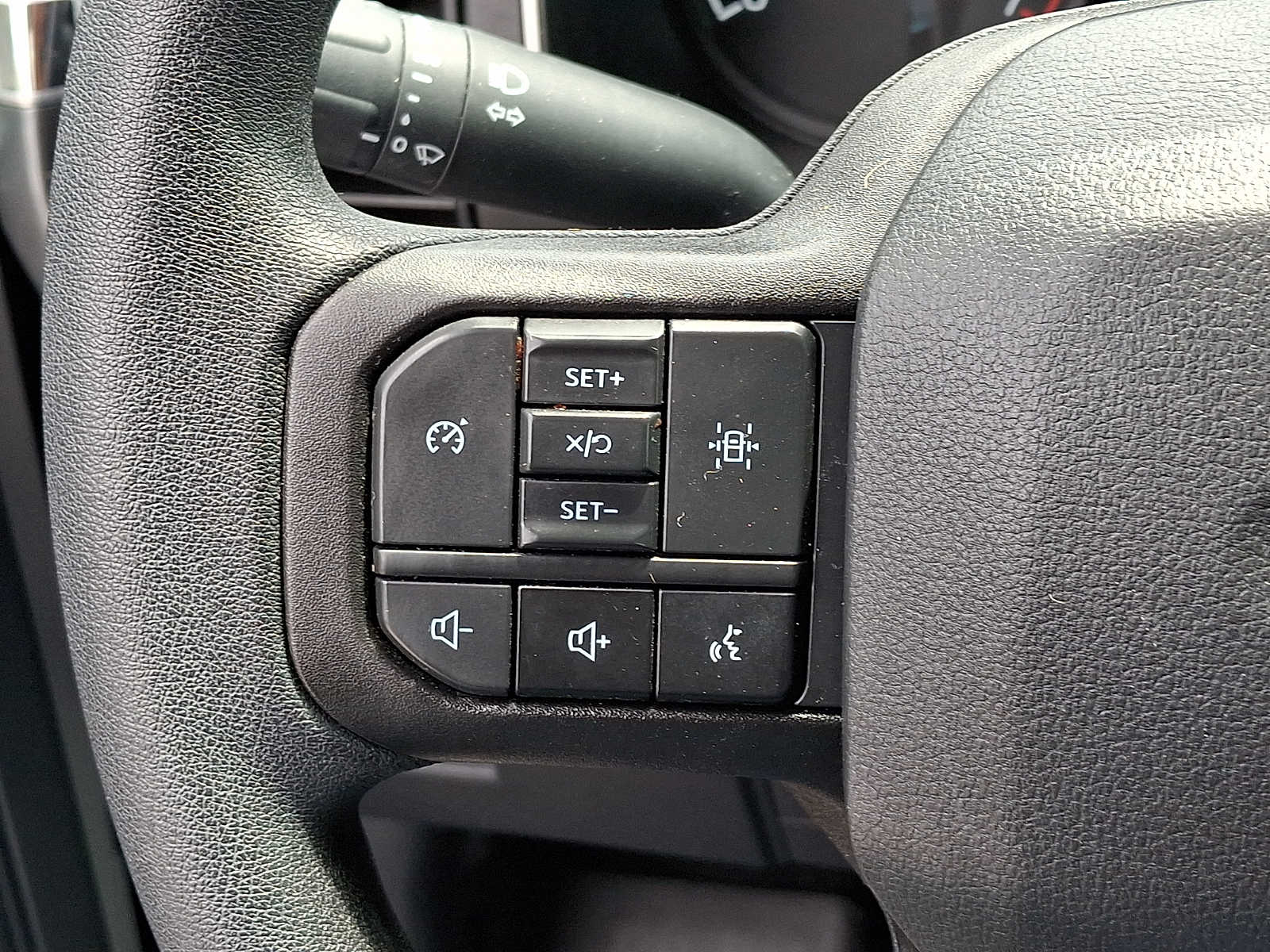 2023 Ford F-150 XL - Photo 22