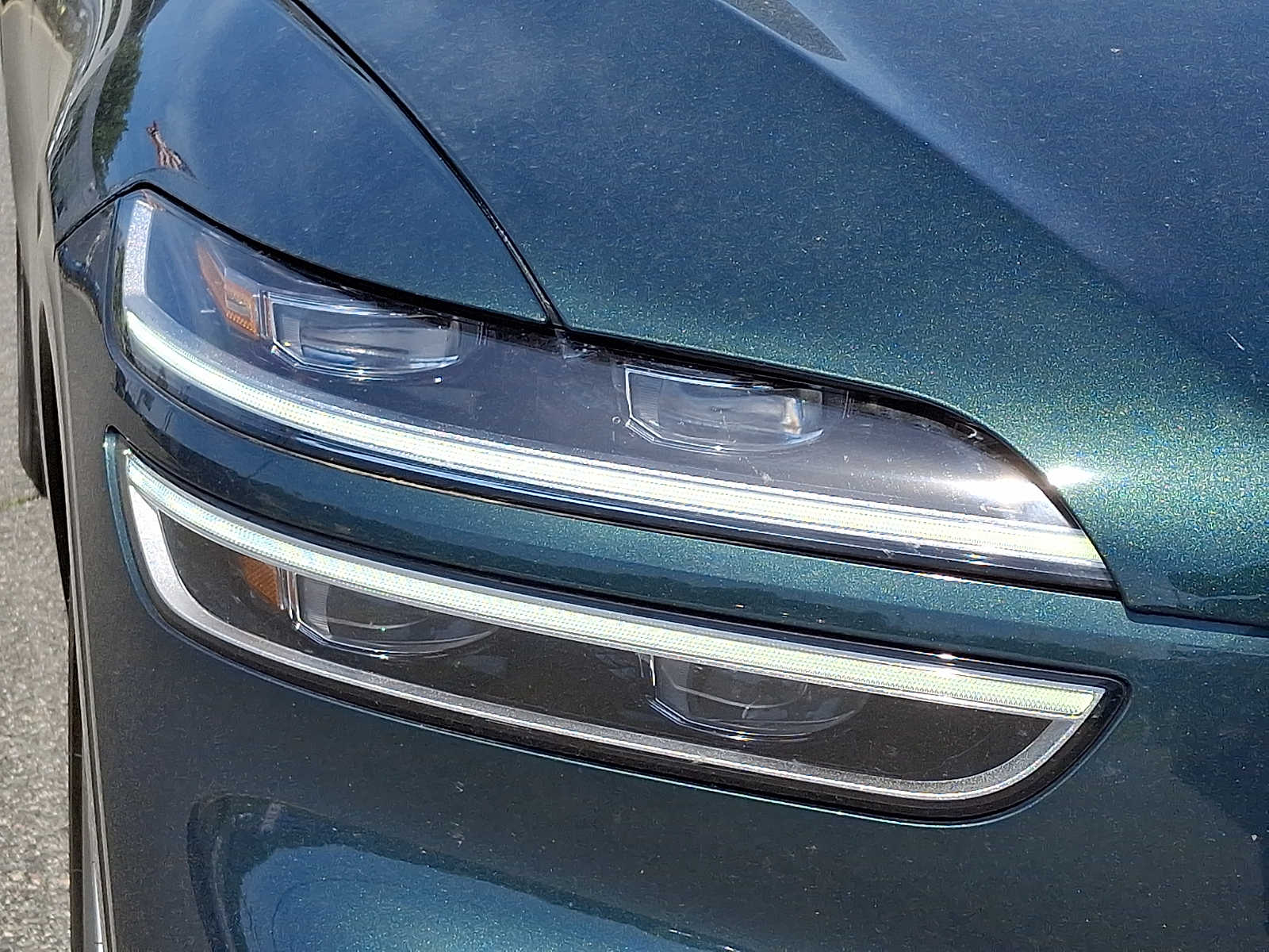 2024 GENESIS GV70 Standard - Photo 9