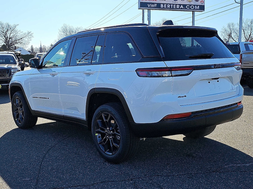 New 2025 Jeep Grand Cherokee LIMITED 4X4 Sport Utility
