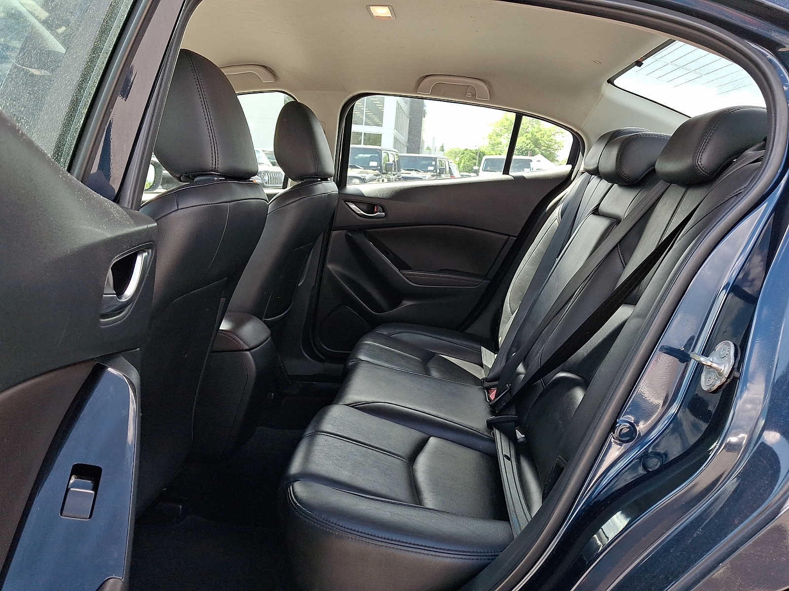 2018 Mazda Mazda3 Touring - Photo 10