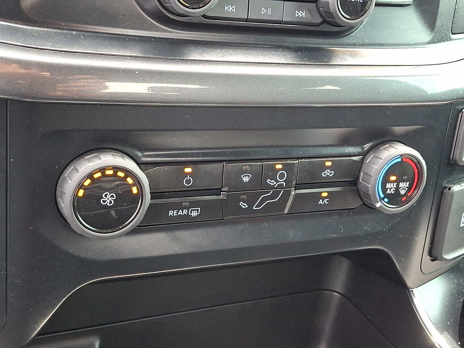 2023 Ford F-150 XL - Photo 16