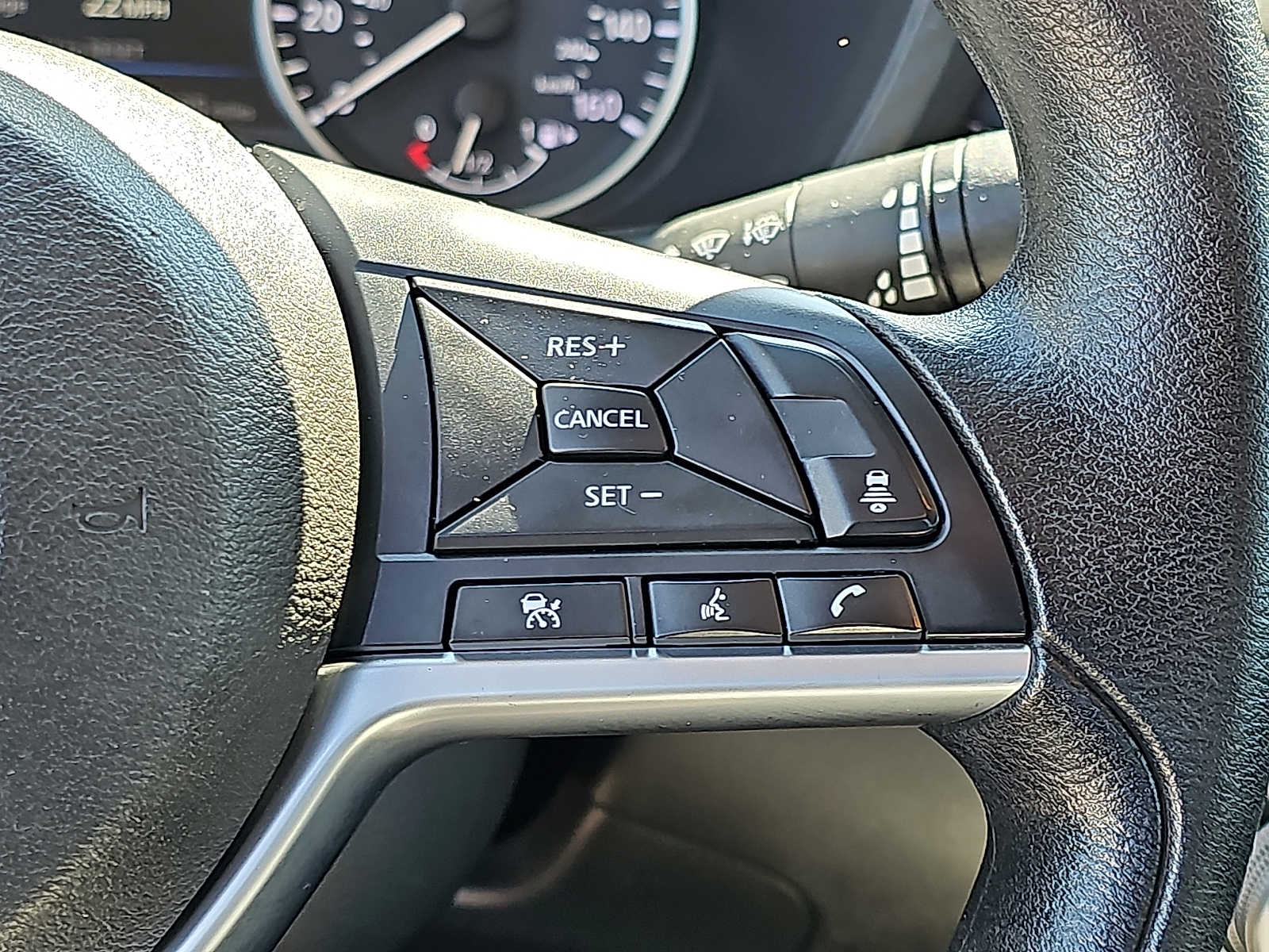 2024 Nissan Sentra SV - Photo 22