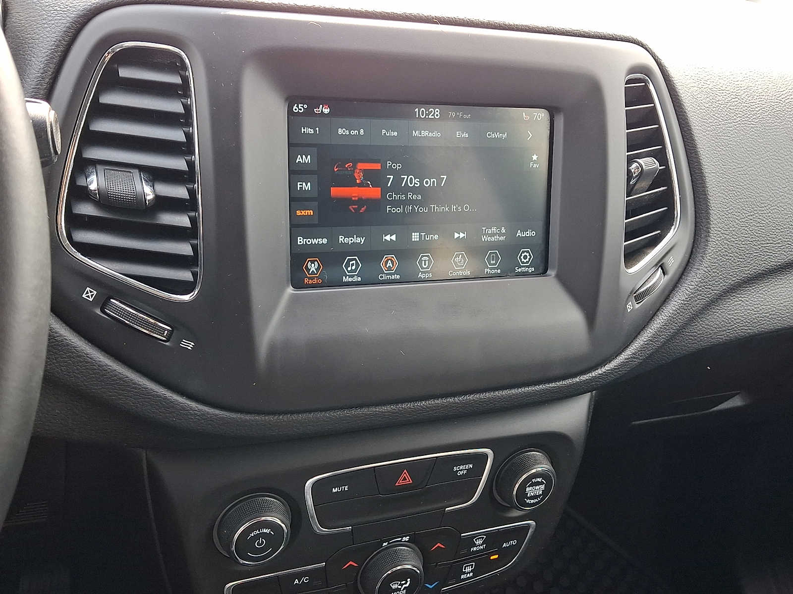 2019 Jeep Compass Latitude - Photo 17