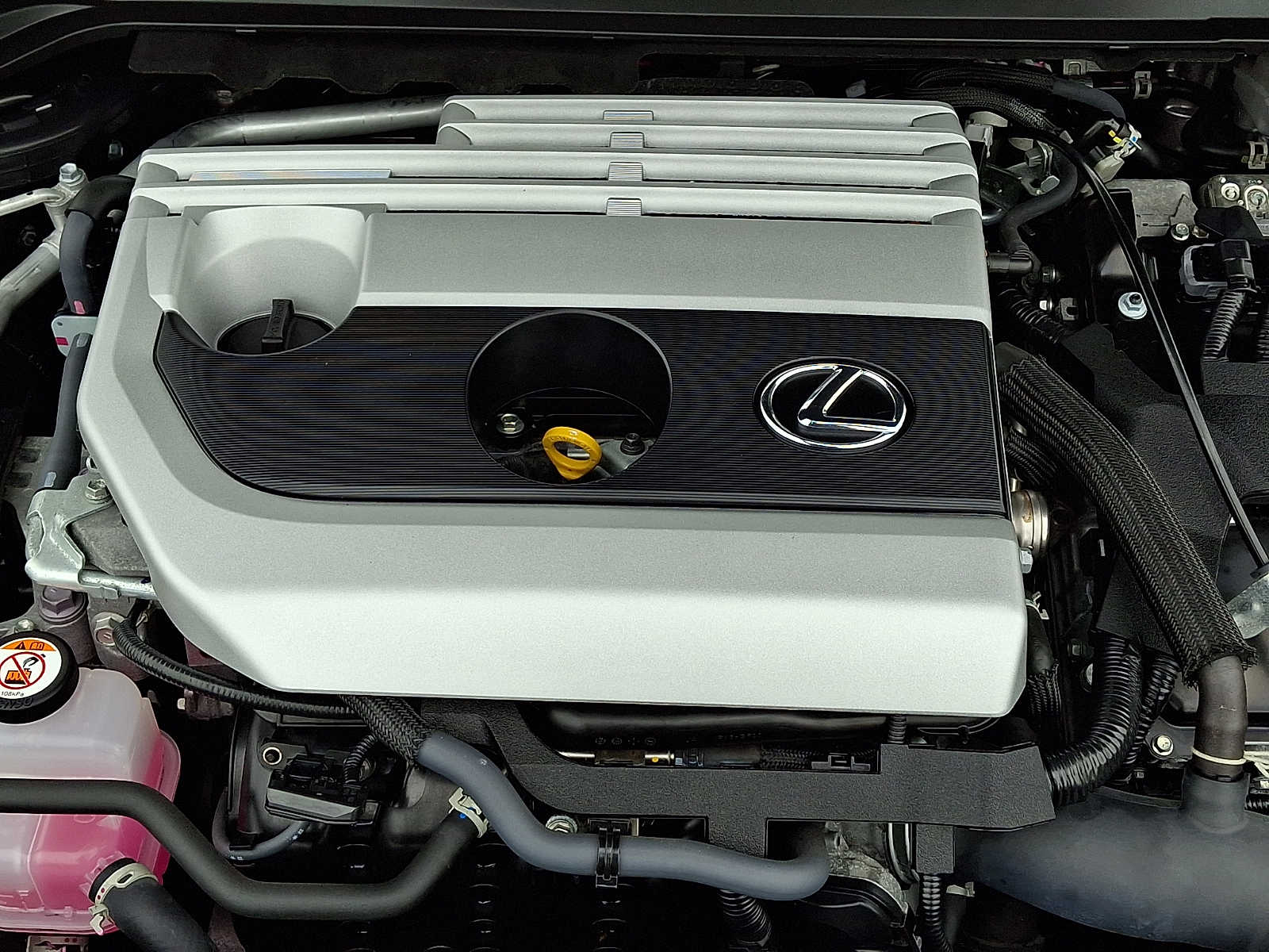 2023 Lexus UX Hybrid 250h - Photo 28