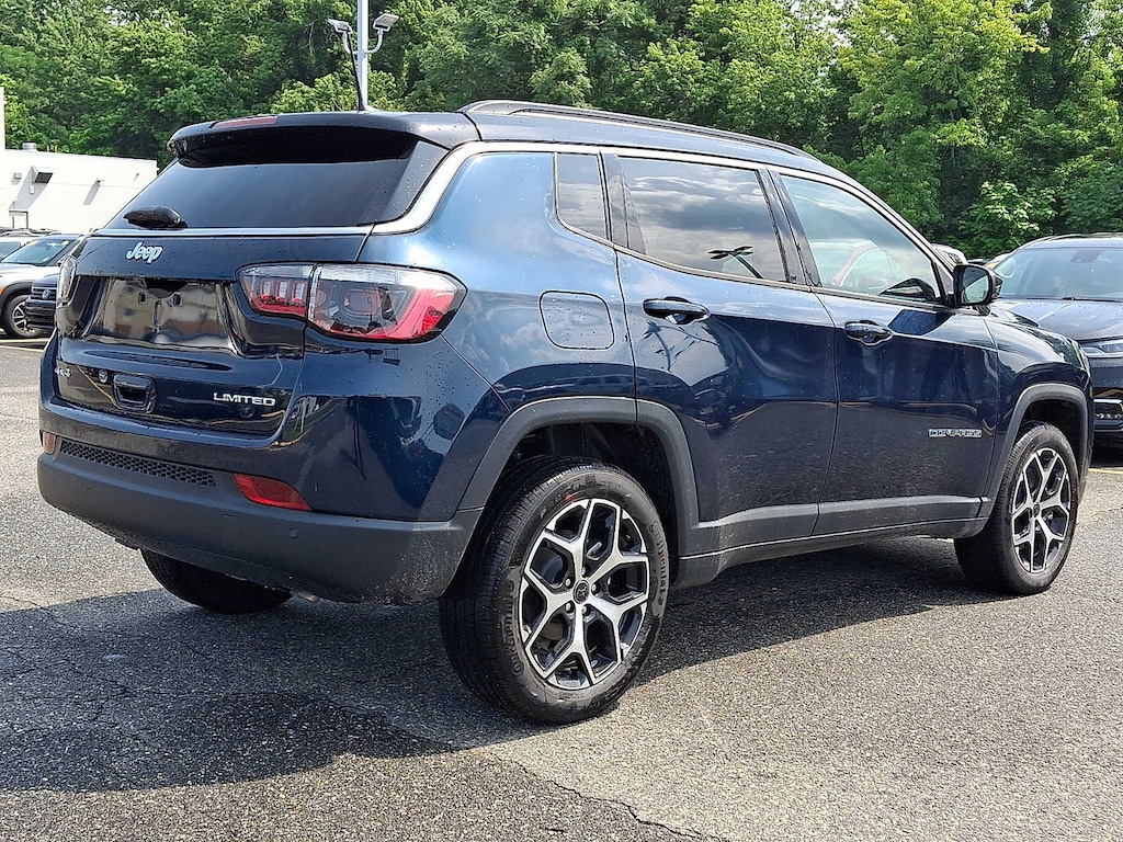 New 2026 Jeep Compass LIMITED 4X4 Sport Utility