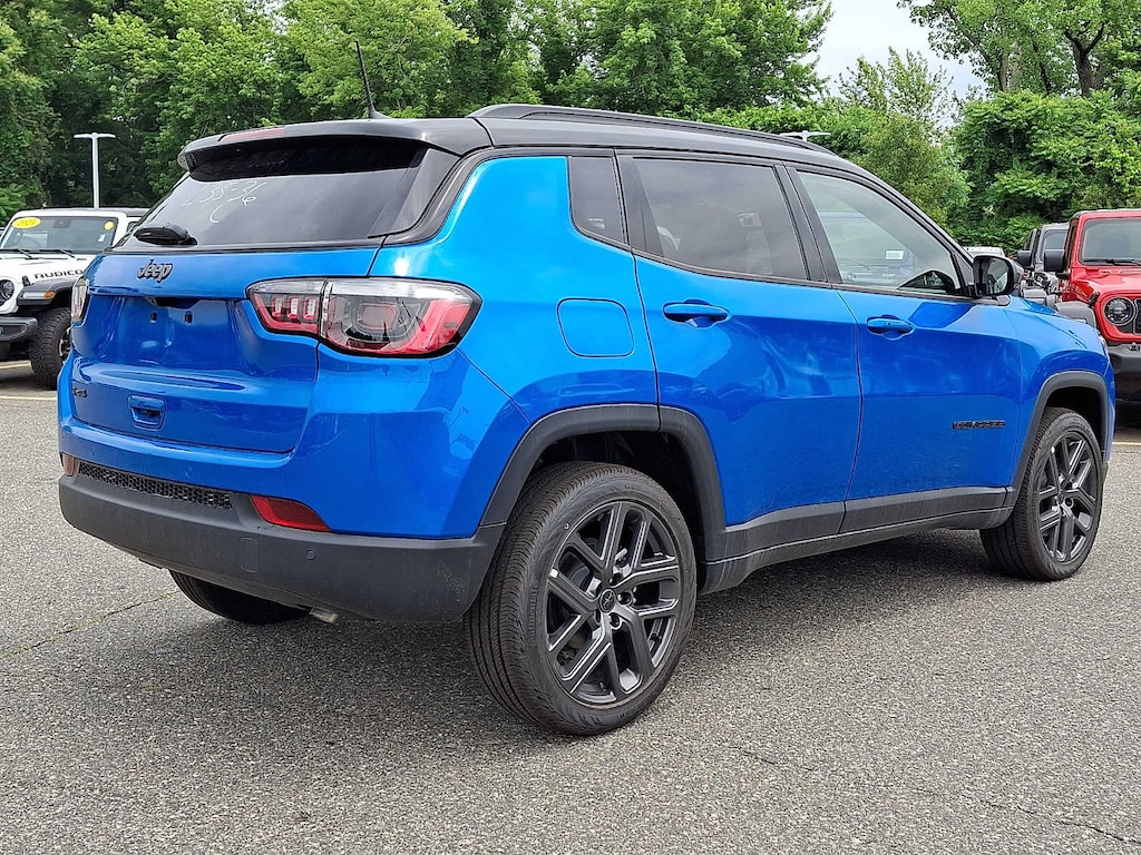 New 2026 Jeep Compass LIMITED ALTITUDE 4X4 Sport Utility