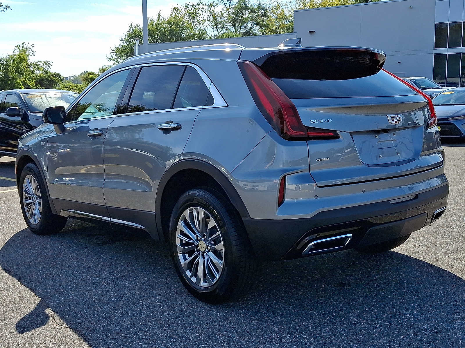 2024 Cadillac XT4 Premium Luxury photo 2