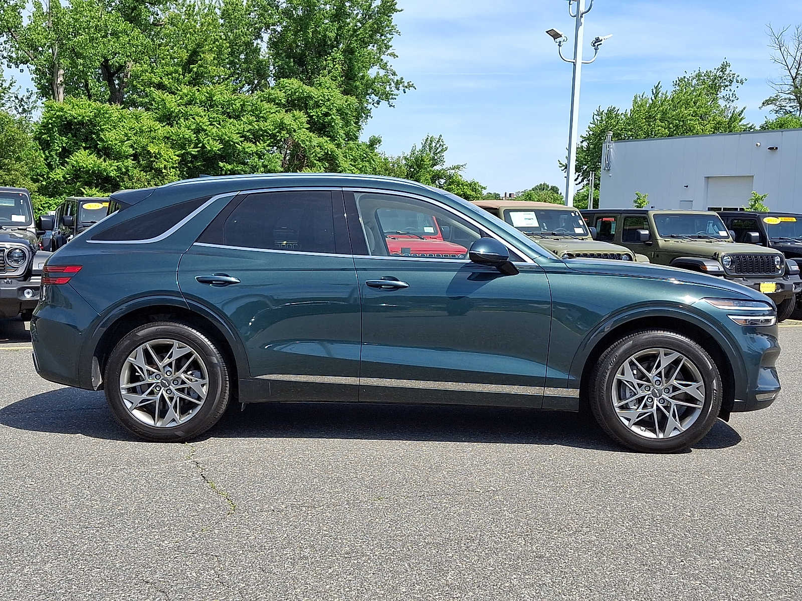 2024 GENESIS GV70 Standard - Photo 7