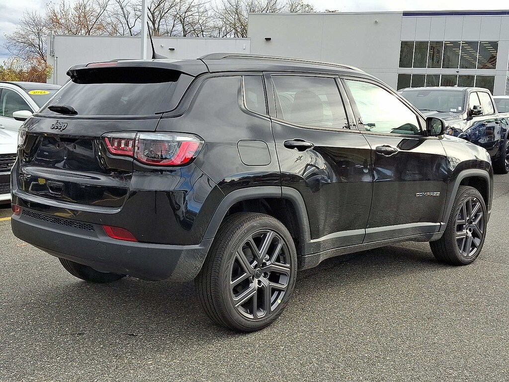 New 2026 Jeep Compass LIMITED ALTITUDE 4X4 Sport Utility