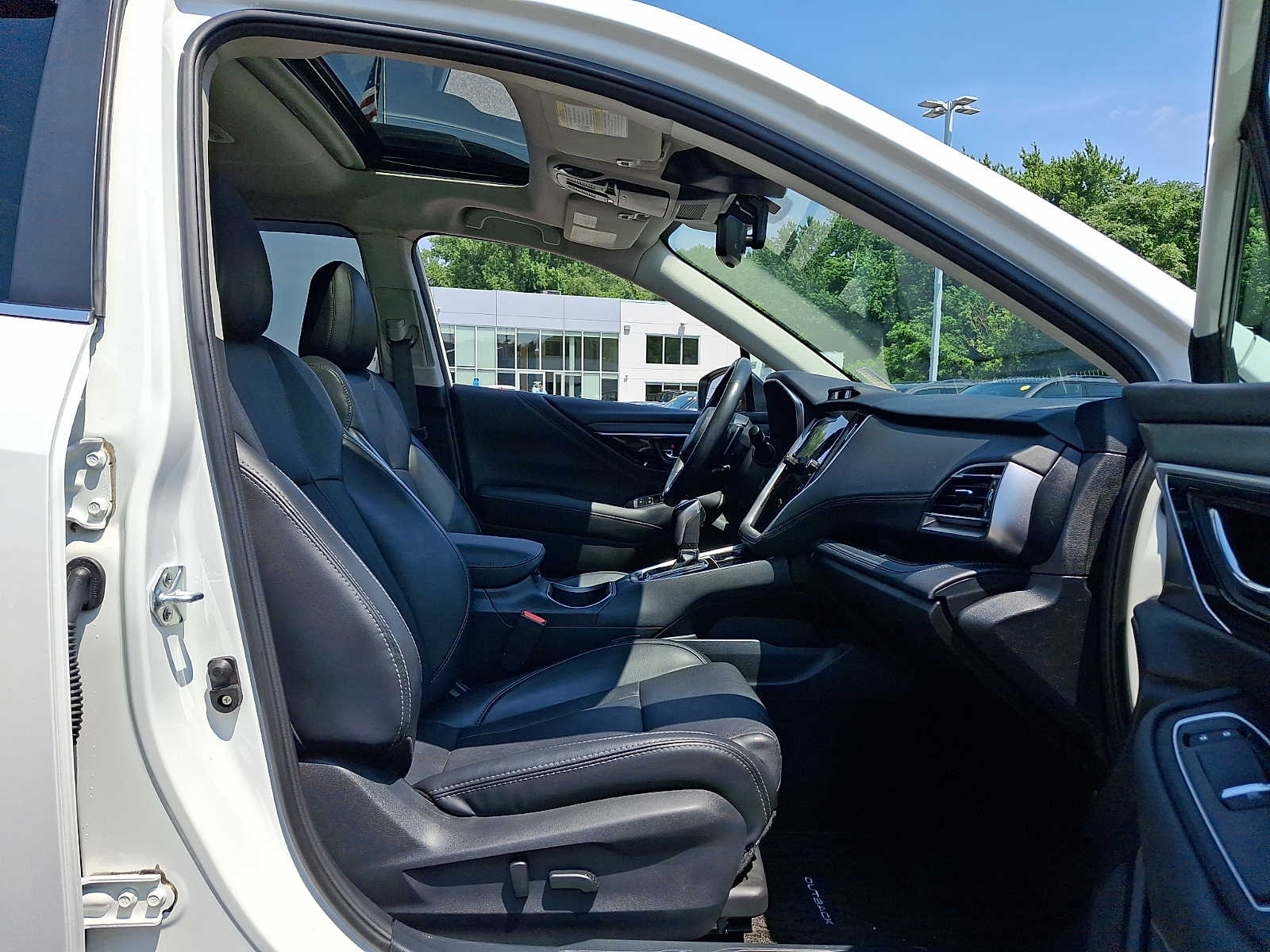 2024 Subaru Outback Limited - Photo 15