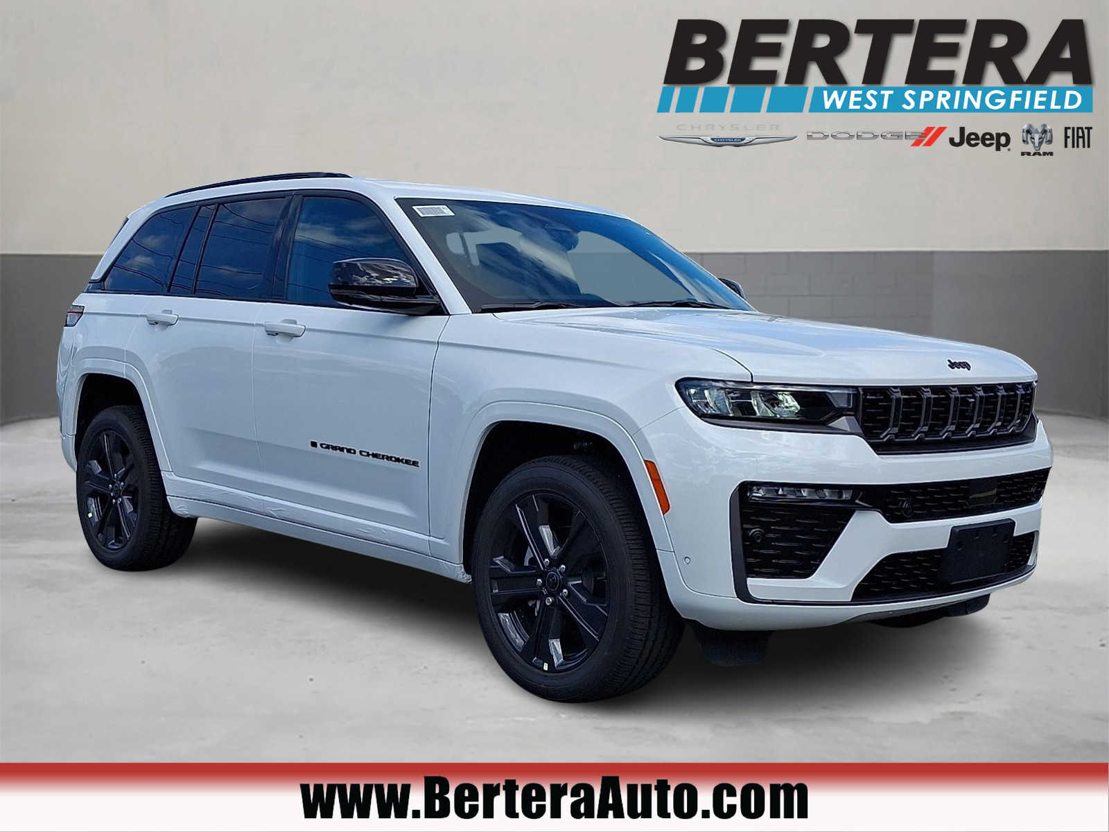 New 2027 Jeep Grand Cherokee 2 Row LIMITED 4X4 Sport Utility