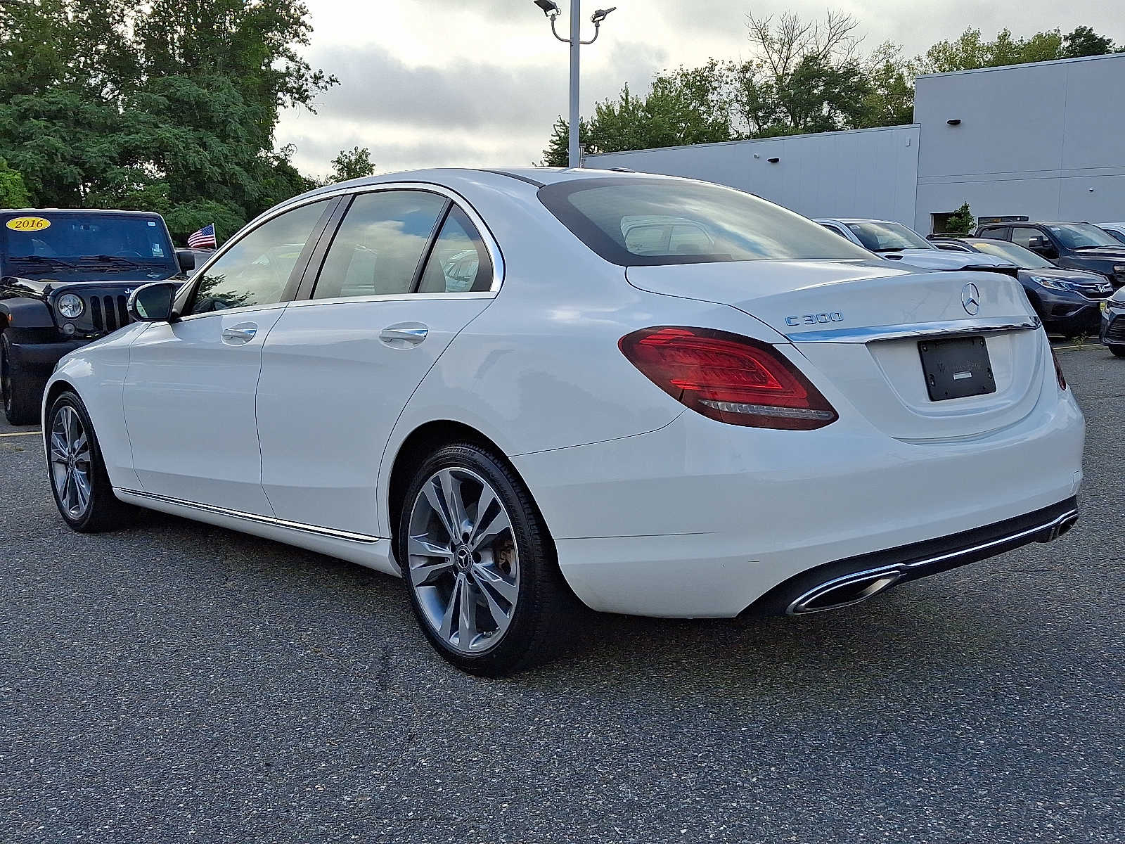 2019 Mercedes Benz C 300 photo 4