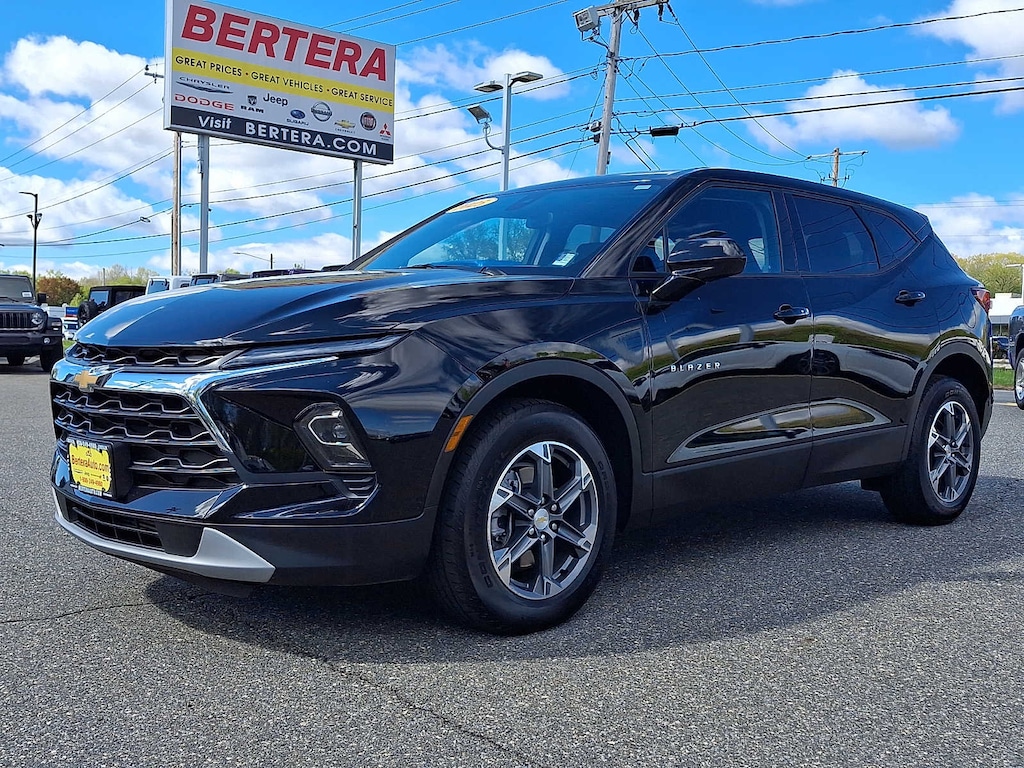 Used 2025 Chevrolet Blazer LT SUV