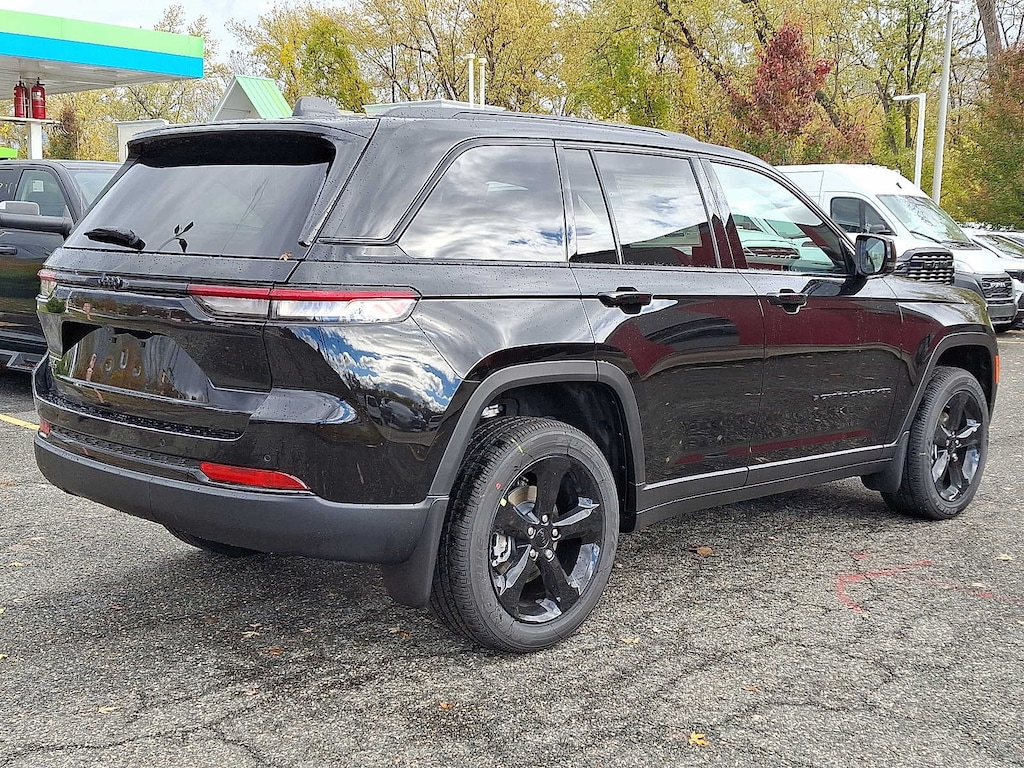 New 2025 Jeep Grand Cherokee ALTITUDE X 4X4 Sport Utility