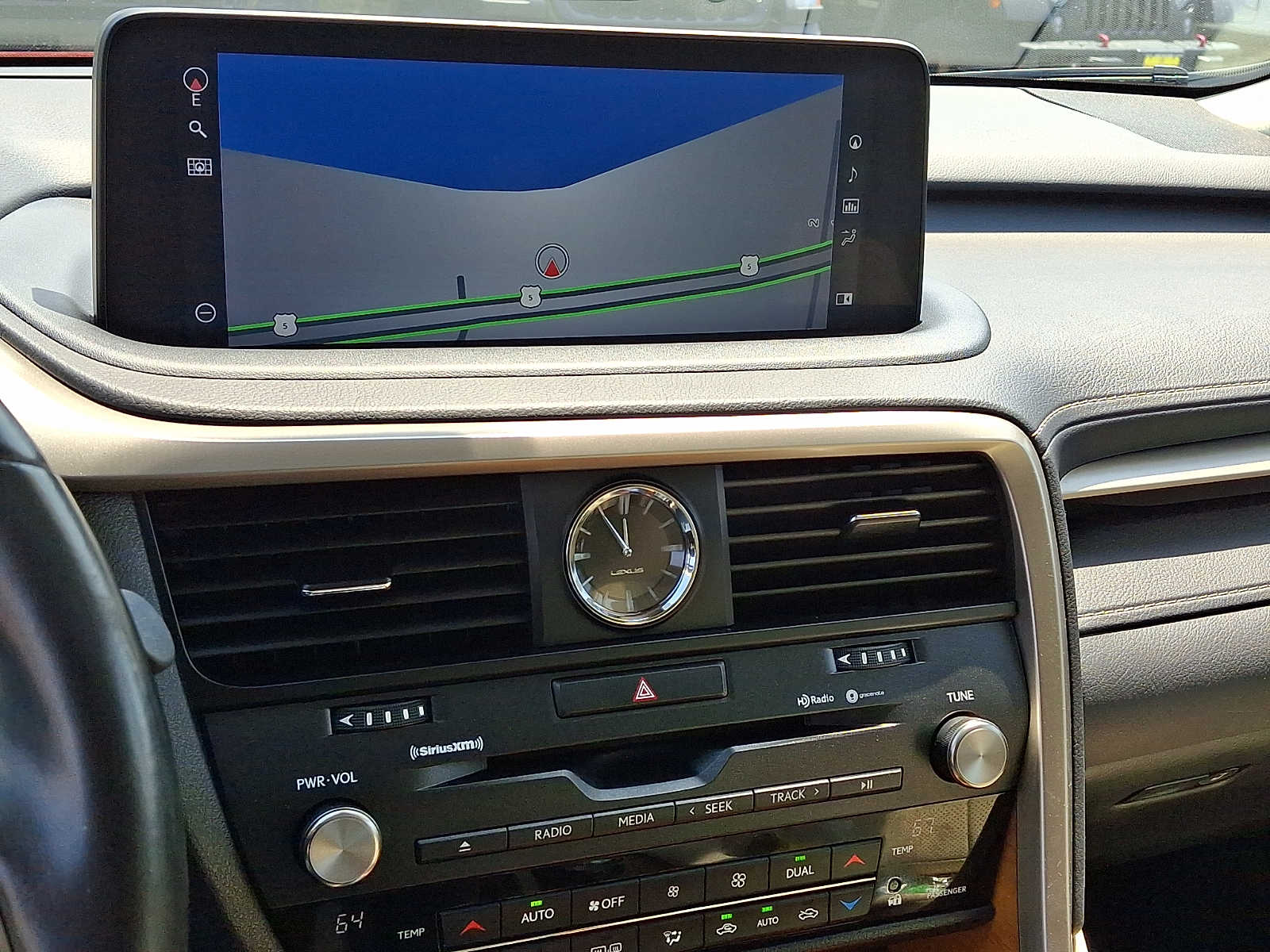 2021 Lexus RX 350 - Photo 19
