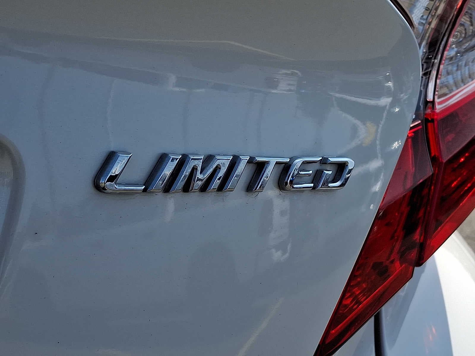 2019 Toyota C-HR Limited - Photo 31