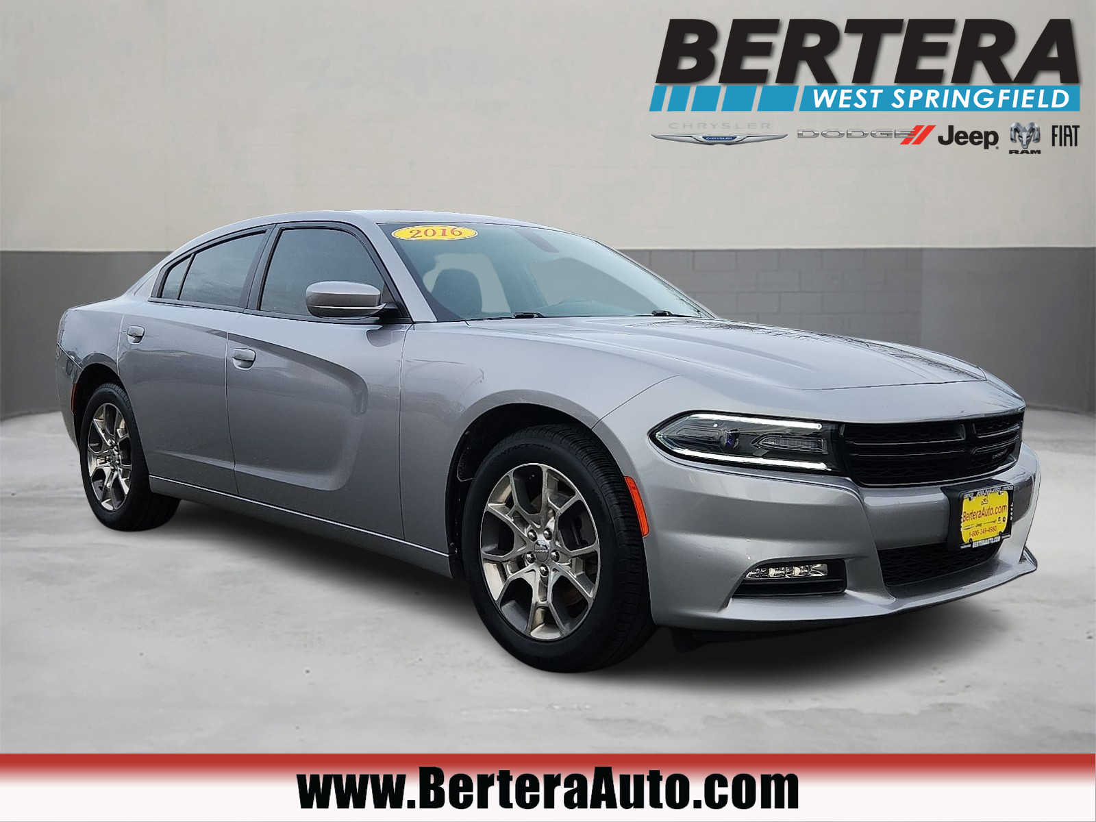 2016 Dodge Charger SXT's photo