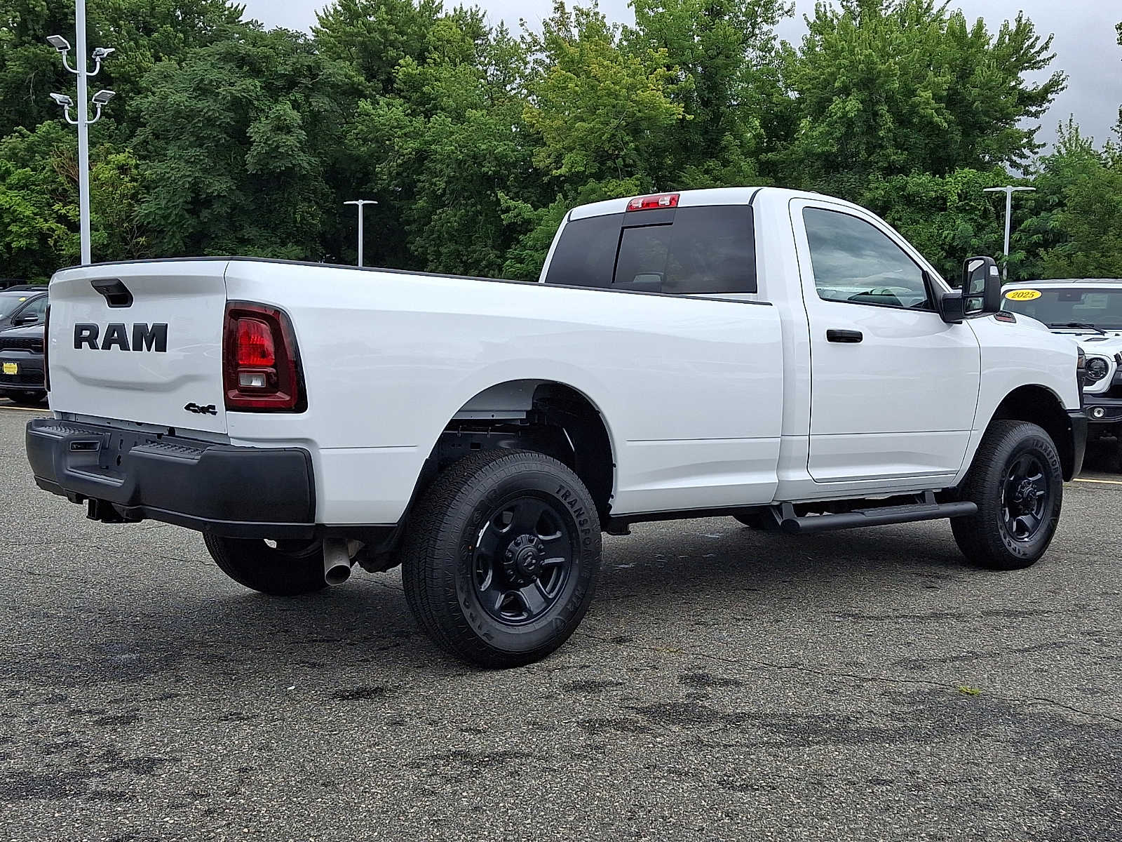 2026 RAM 2500 Tradesman - Photo 4
