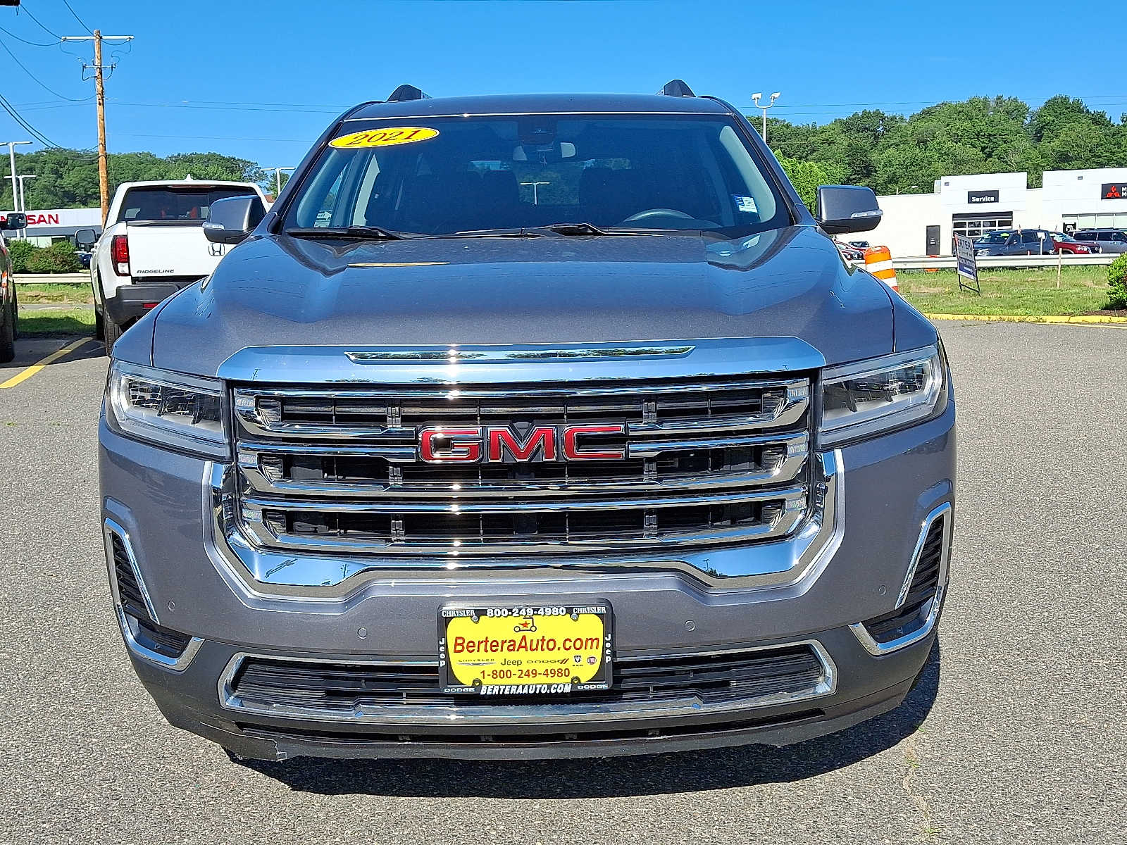 Used 2021 GMC Acadia SLE with VIN 1GKKNRLS1MZ172619 for sale in West Springfield, MA