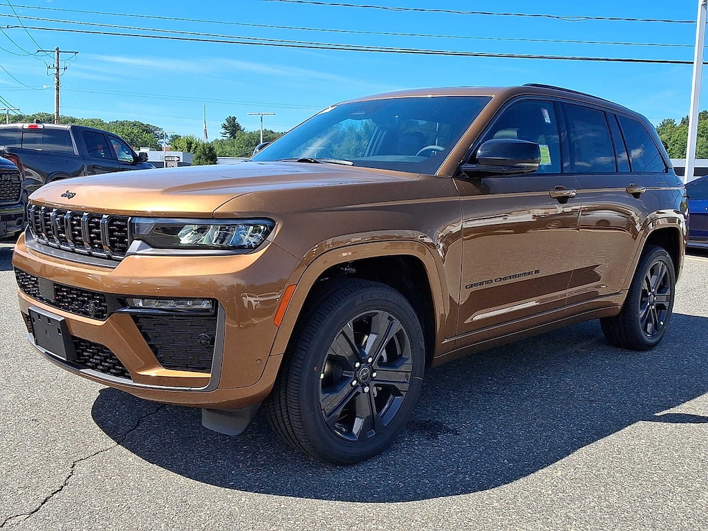 New 2027 Jeep Grand Cherokee 2 Row LIMITED 4X4 Sport Utility