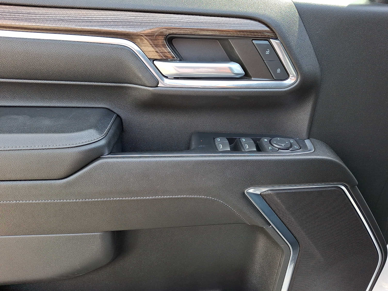 2024 Chevrolet Silverado 2500HD LT - Photo 13