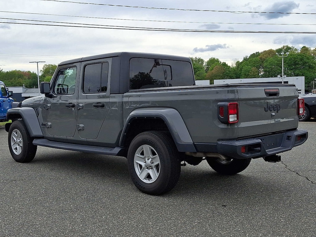 Used 2022 Jeep Gladiator Sport S 4x4 Truck