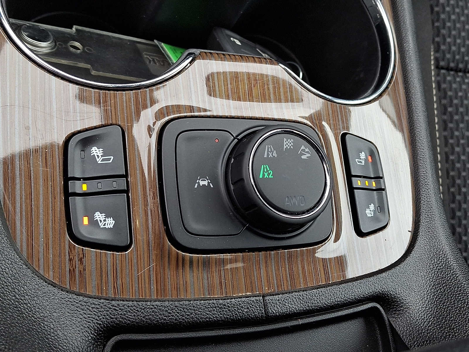 2023 GMC Acadia SLE - Photo 27
