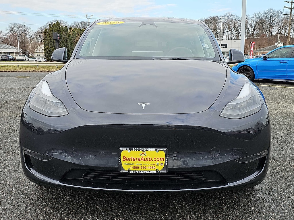 Used 2024 Tesla Model Y Long Range SUV