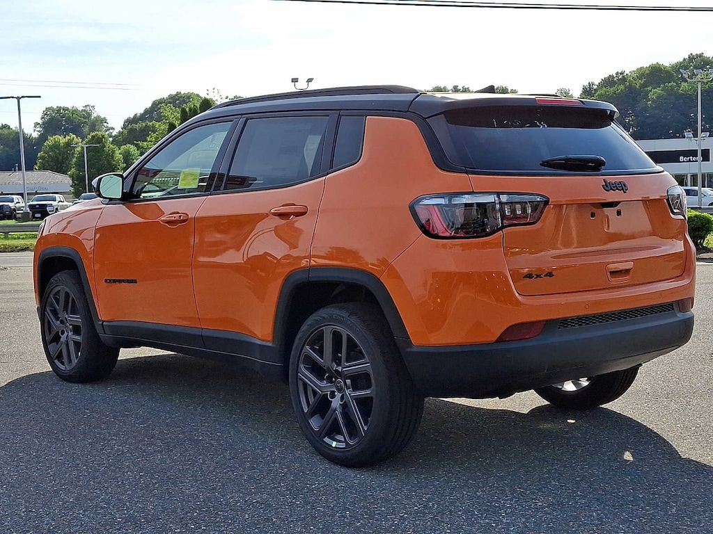 New 2026 Jeep Compass LIMITED ALTITUDE 4X4 Sport Utility
