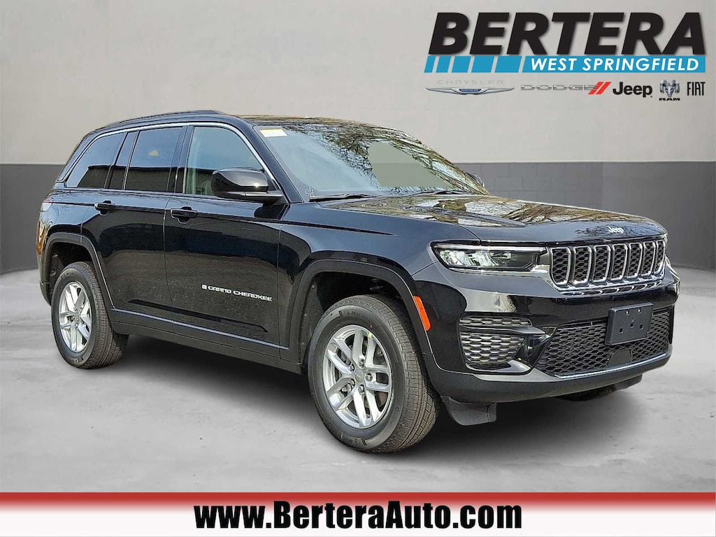 New 2025 Jeep Grand Cherokee LAREDO X 4X4 Sport Utility