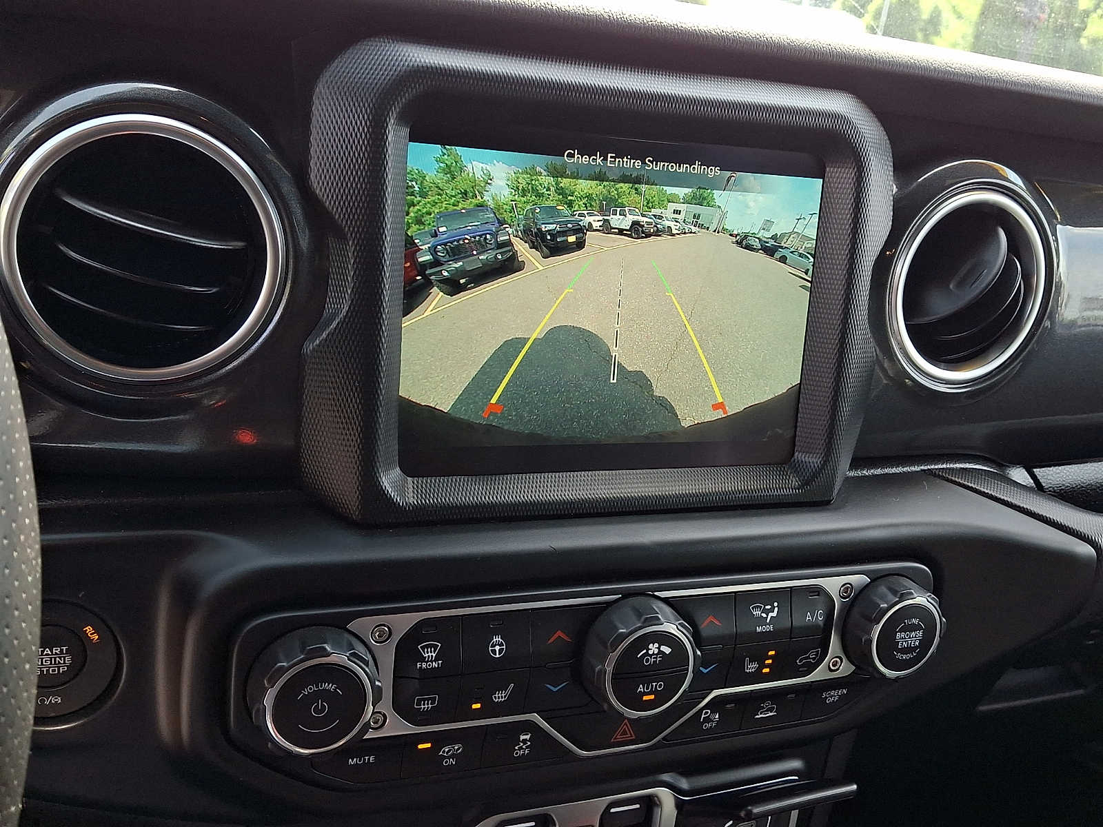2023 Jeep Wrangler 4-Door Rubicon 392 - Photo 19