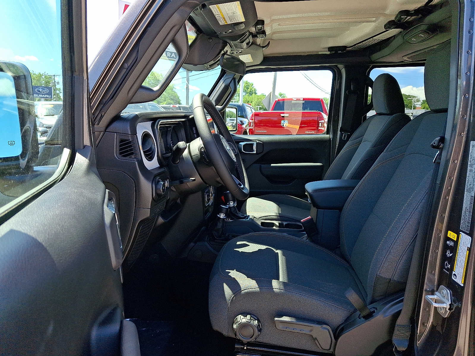2025 Jeep Wrangler 4-Door Sport S - Photo 9