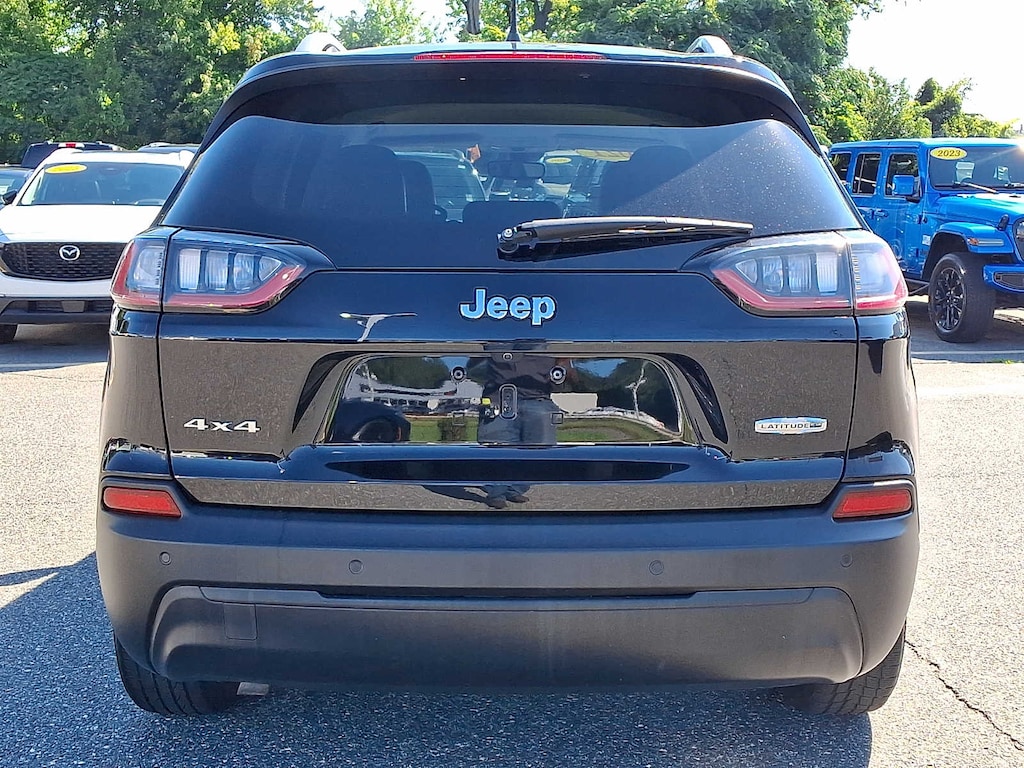 Used 2021 Jeep Cherokee Latitude Plus SUV