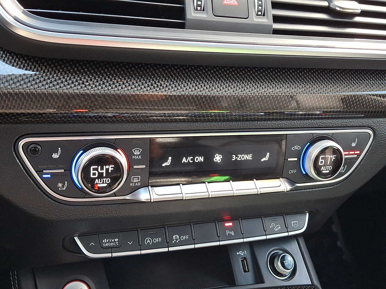 2018 Audi SQ5 Premium Plus - Photo 18