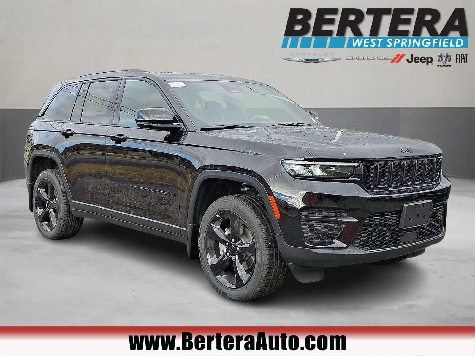 2025 Jeep Grand Cherokee Altitude's photo