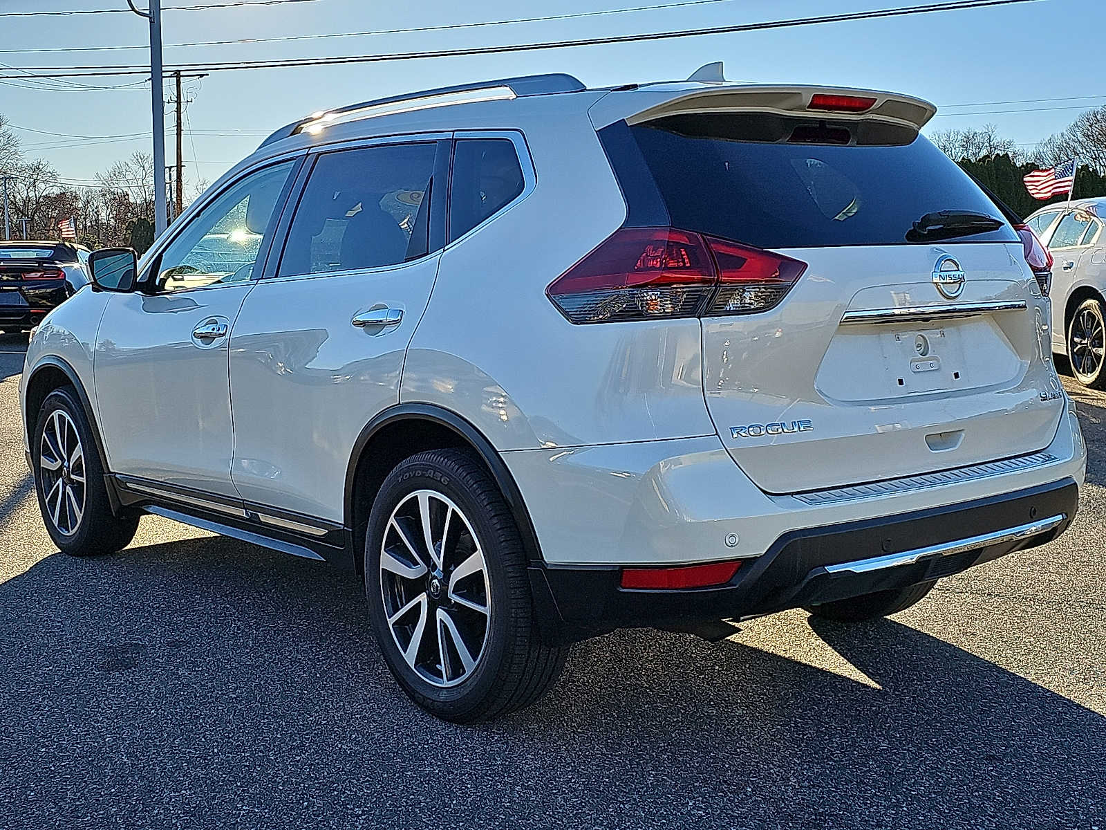 2019 Nissan Rogue SL photo 4