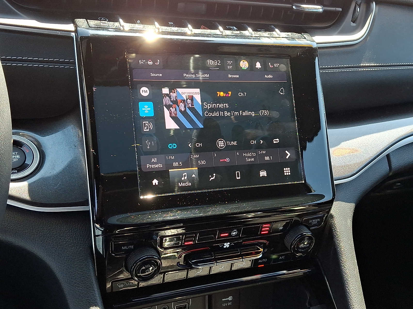 2023 Jeep Grand Cherokee Altitude - Photo 18