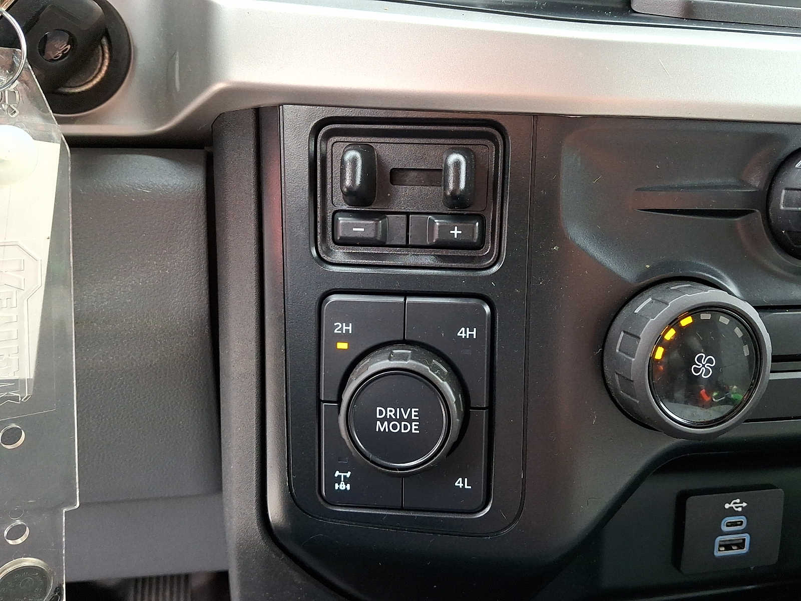 2023 Ford F-250 Super Duty XL - Photo 24