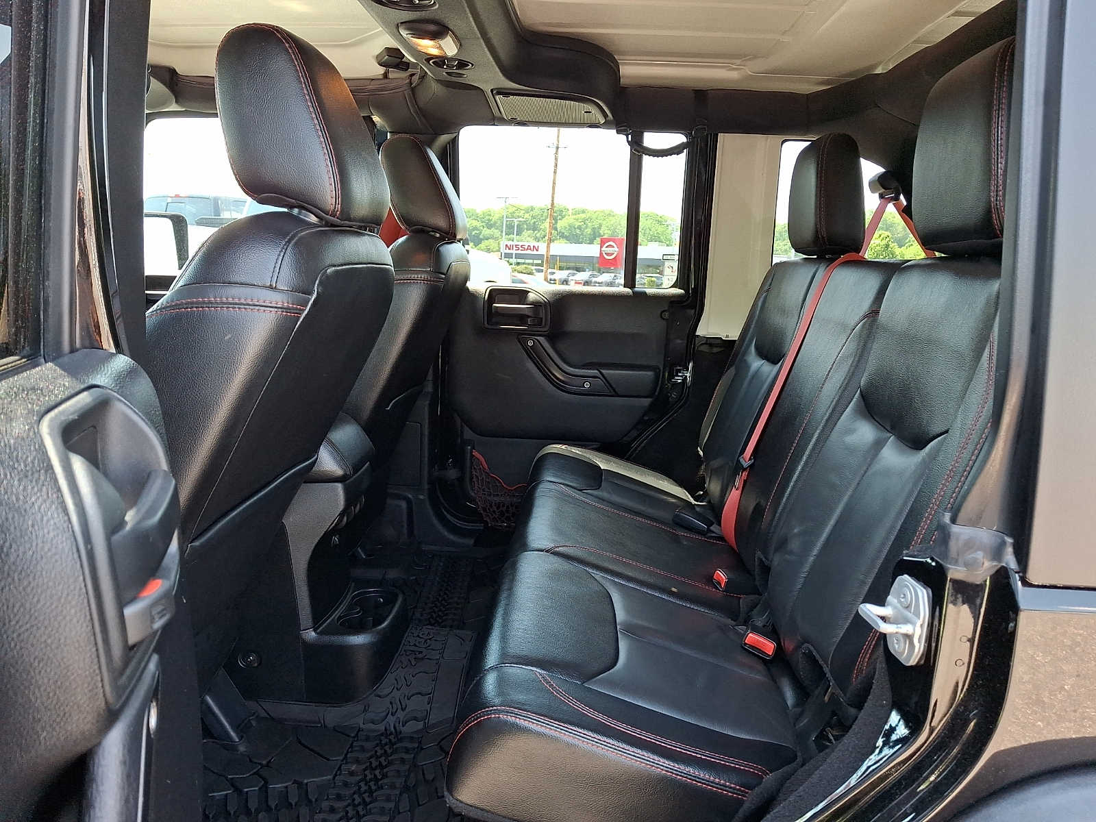 2018 Jeep Wrangler JK Unlimited Rubicon Recon - Photo 10