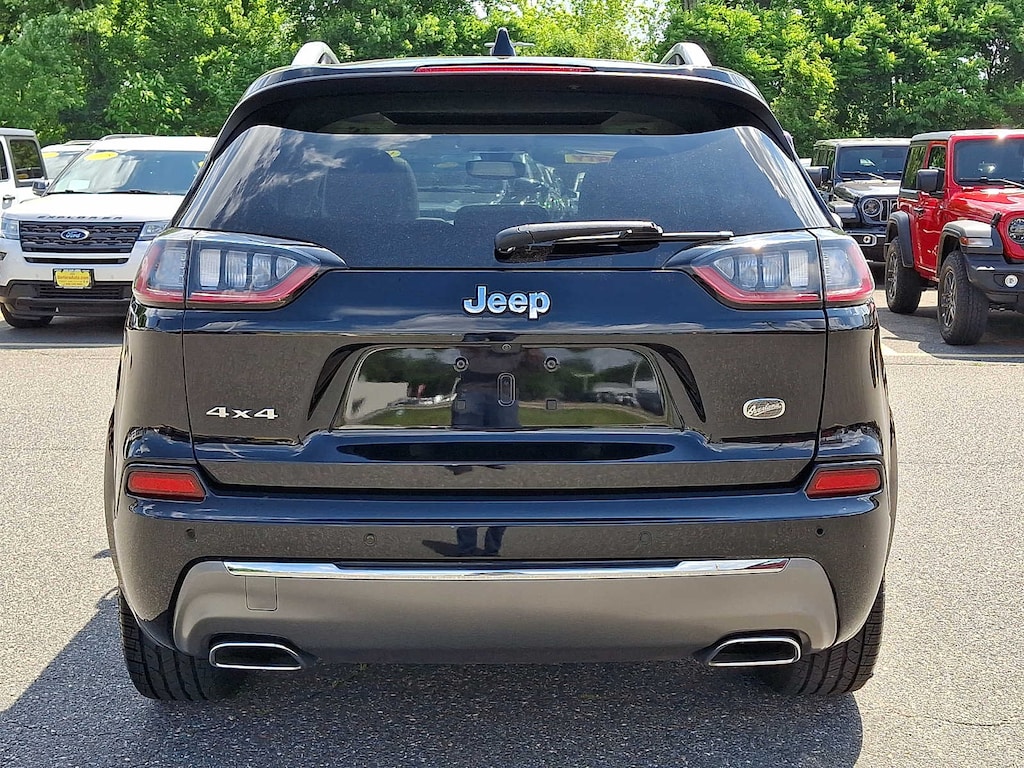 Used 2019 Jeep Cherokee Overland SUV