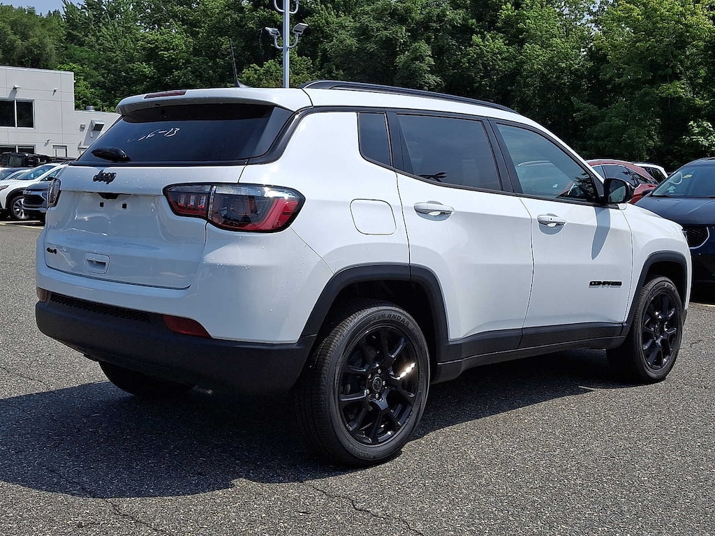 New 2026 Jeep Compass LATITUDE ALTITUDE 4X4 Sport Utility